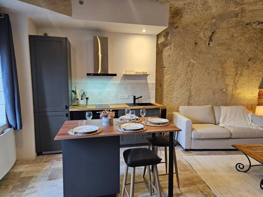 רושקורבון Charmante Maison Troglodyte Loire Valley מראה חיצוני תמונה